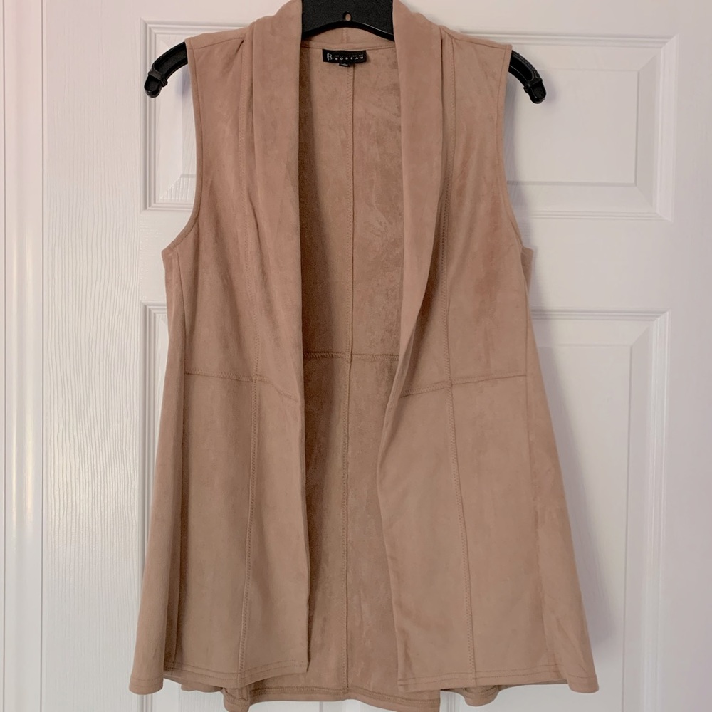 Vegan suede vest by bobeau